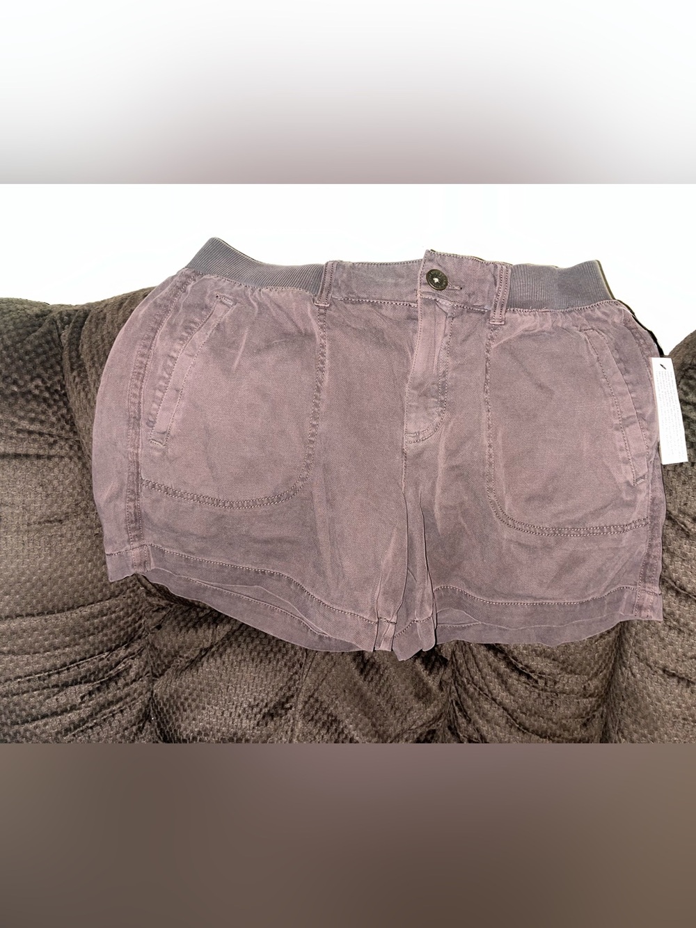 Women’s size 14 Sonoma NWT Mid rise brown shorts.